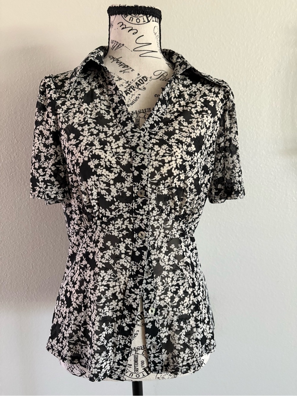Black Floral Button-Down Blouse with Collar